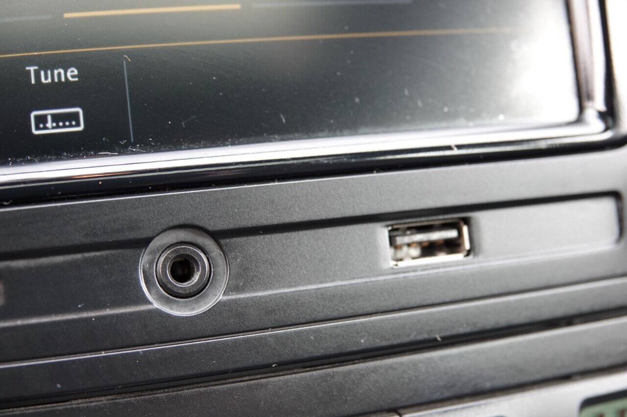 Used 2007 Volkswagen GTI 4-Door FWD image 84