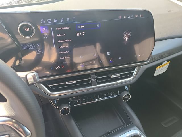 New 2026 Chevrolet Equinox EV LT w/ LPO, Blackout Package FWD image 29