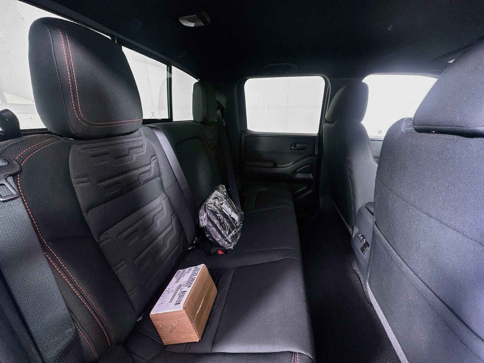 New 2027 Nissan Frontier PRO-4X w/ Pro Convenience Package AWD/4WD image 24