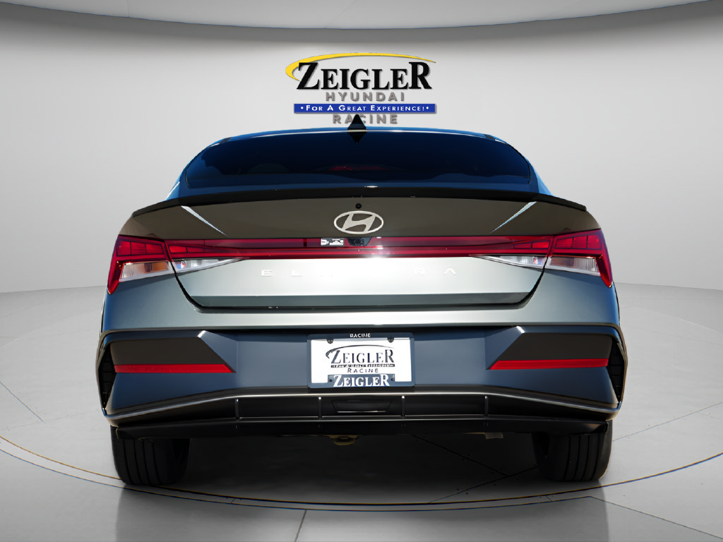New 2026 Hyundai Elantra SEL Sport FWD image 6