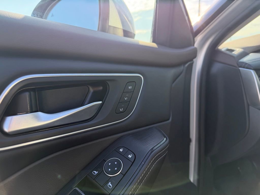 Used 2021 Nissan Rogue SL w/ Premium Package image 14