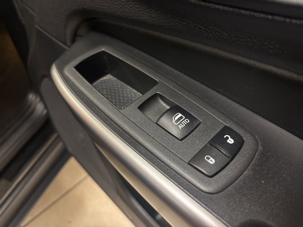 Used 2022 Jeep Cherokee Latitude Lux AWD/4WD image 28