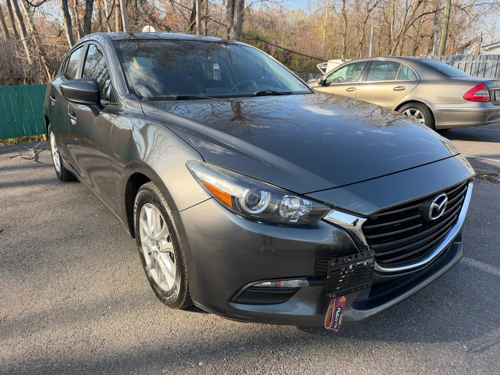 Used 2017 MAZDA MAZDA3 Sport image 3
