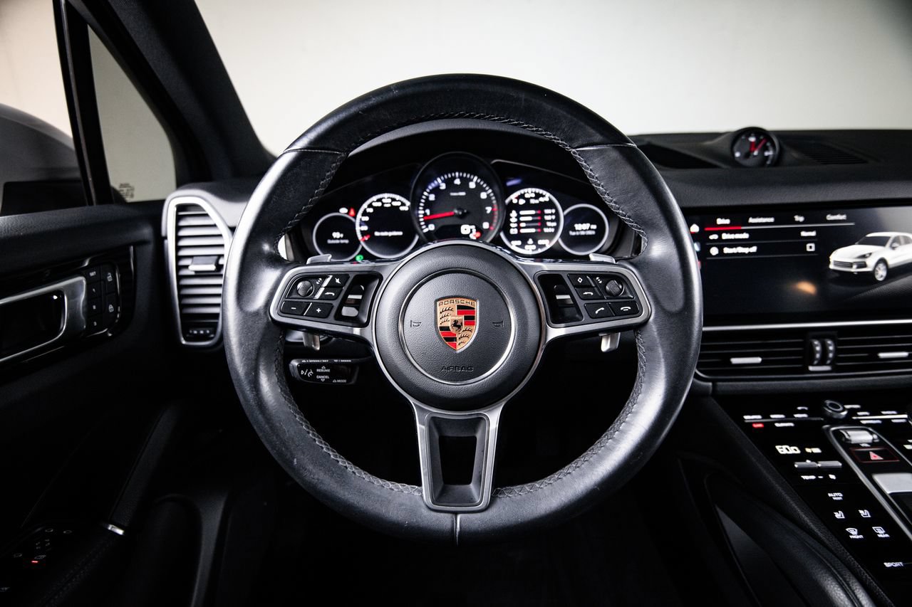 Certified 2023 Porsche Cayenne AWD/4WD image 26