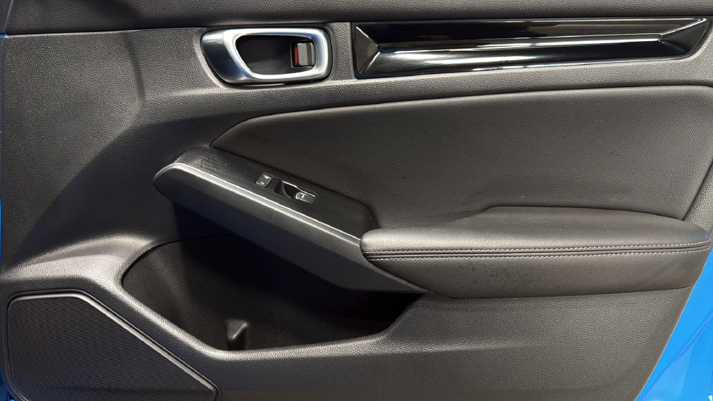 Used 2022 Honda Civic Sport Touring image 9