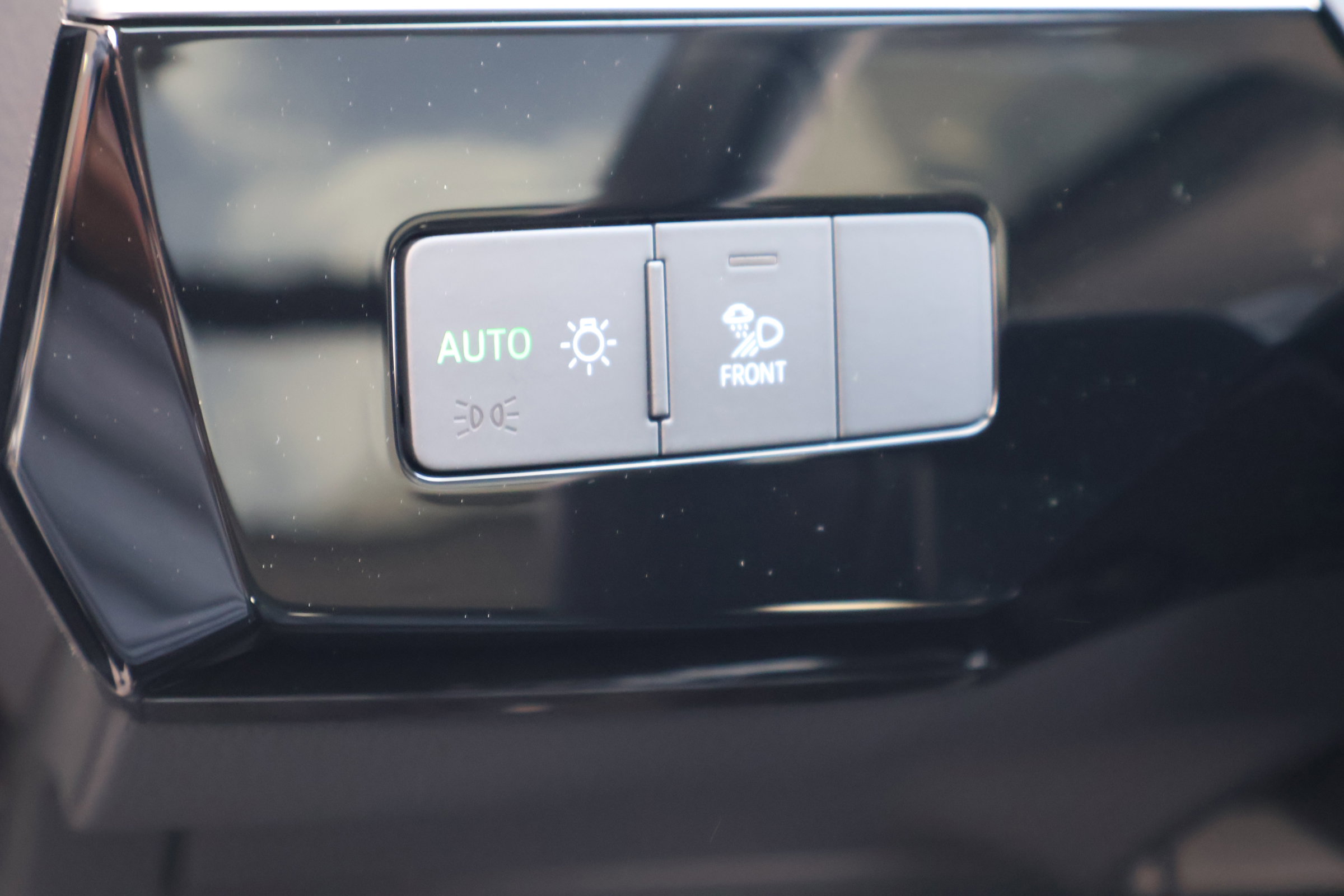 Used 2021 Audi e-tron Premium w/ Convenience Plus Package image 23