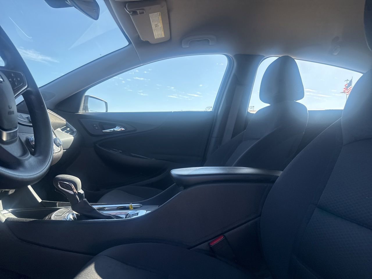 Used 2025 Chevrolet Malibu LT image 37