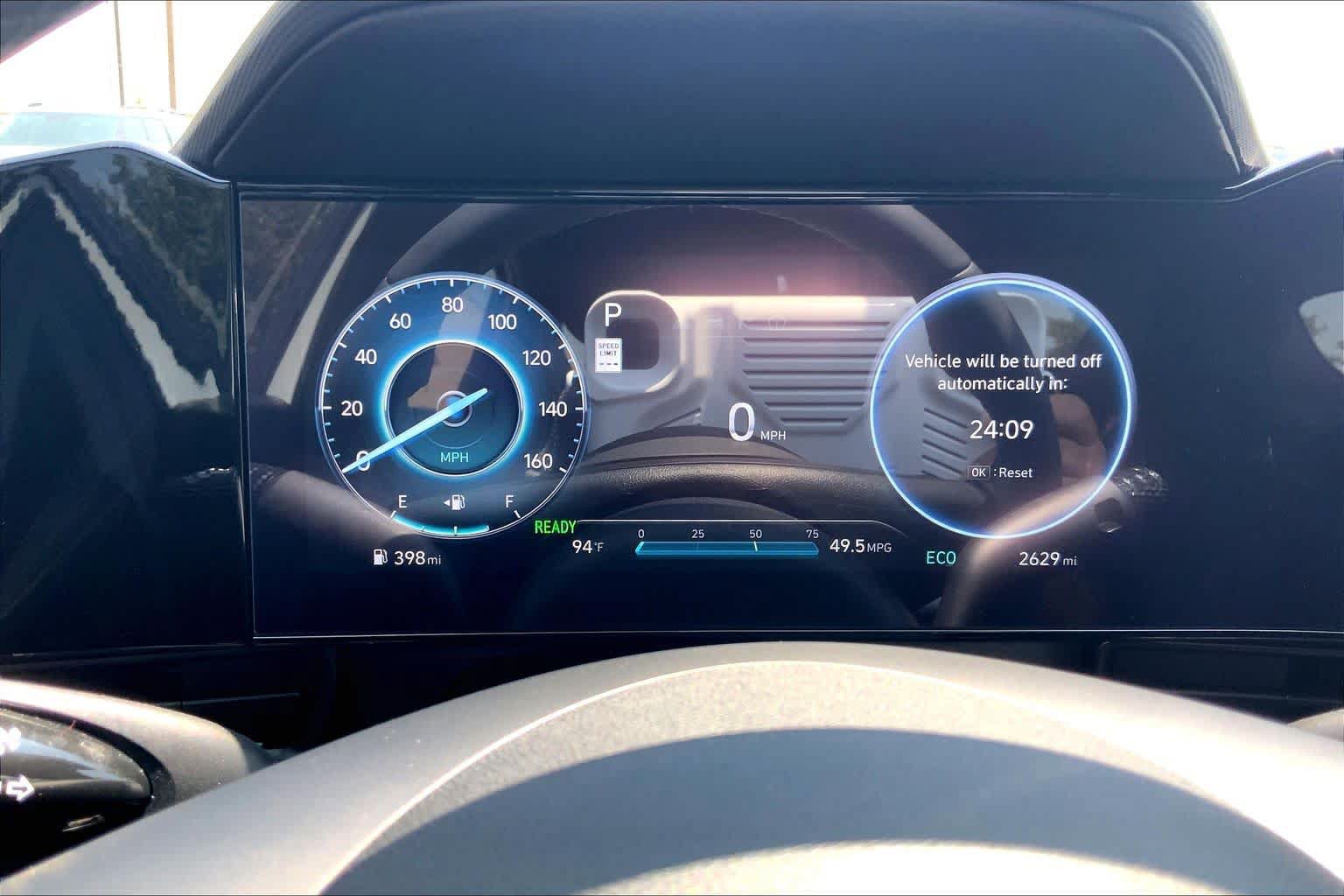 Used 2025 Hyundai Elantra SEL FWD image 26