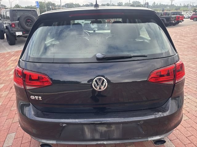 Used 2015 Volkswagen GTI 4-Door FWD image 9