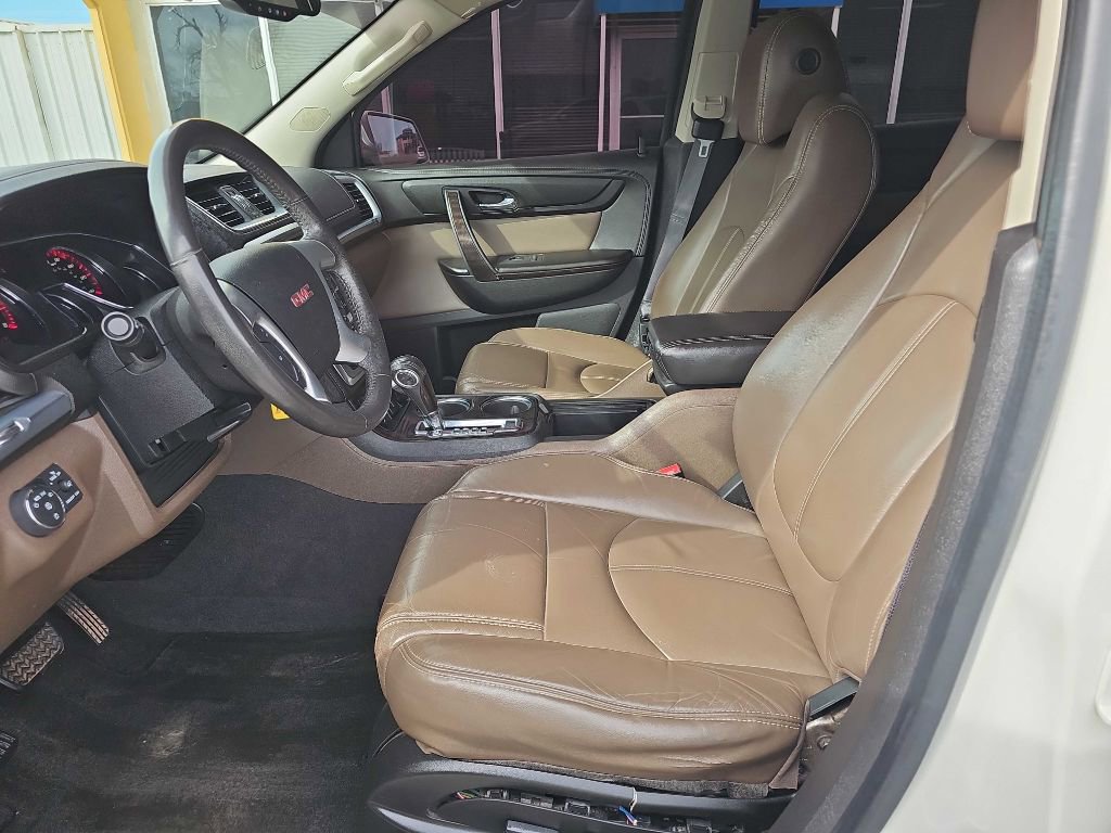 Used 2015 GMC Acadia SLT image 11