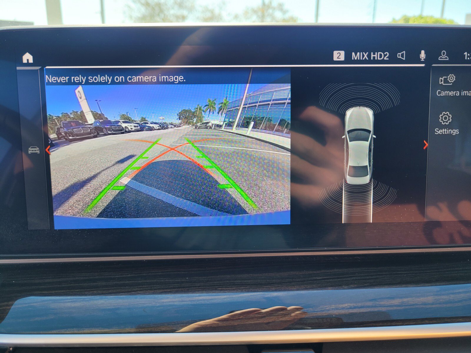 Used 2023 BMW 540i xDrive w/ Premium Package image 25