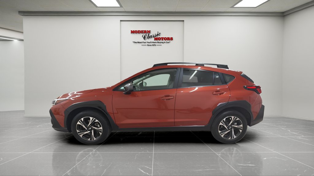 Used 2025 Subaru Crosstrek 2.5i Premium AWD/4WD image 2