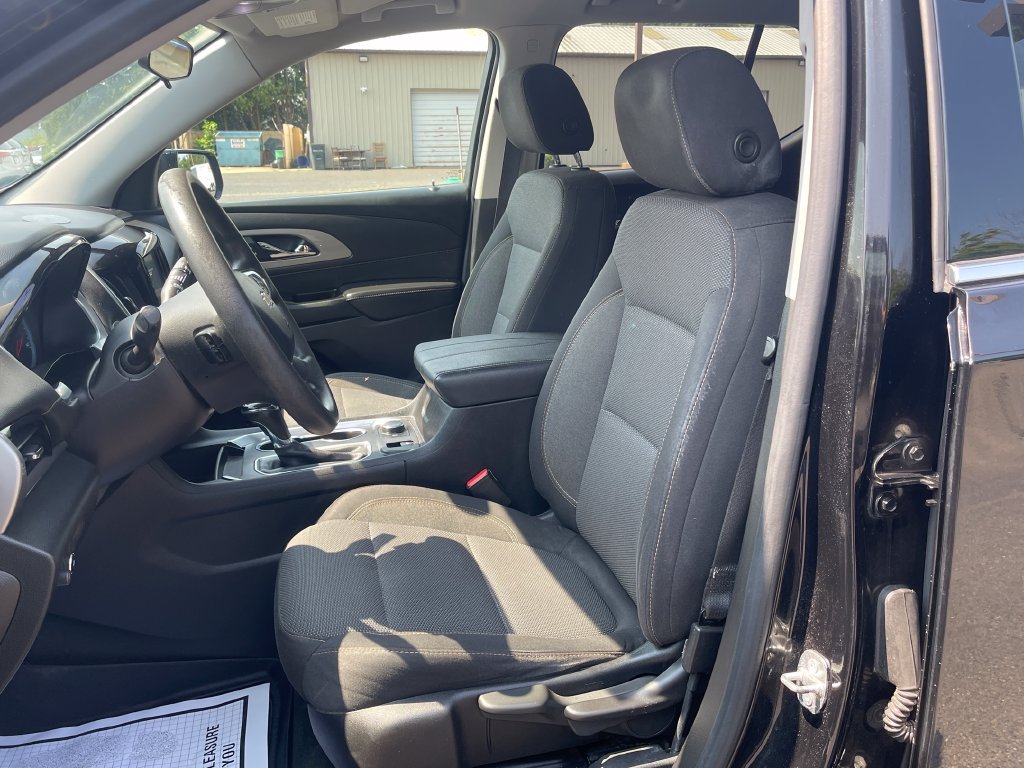 Used 2019 Chevrolet Traverse LS AWD/4WD image 15