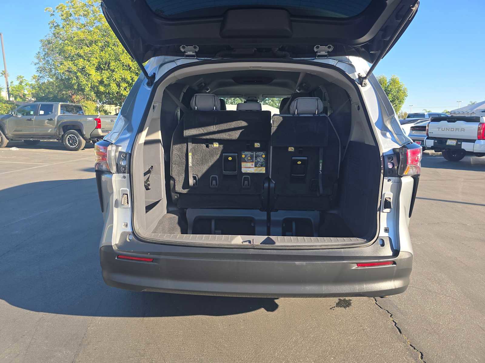 Used 2022 Toyota Sienna LE image 15