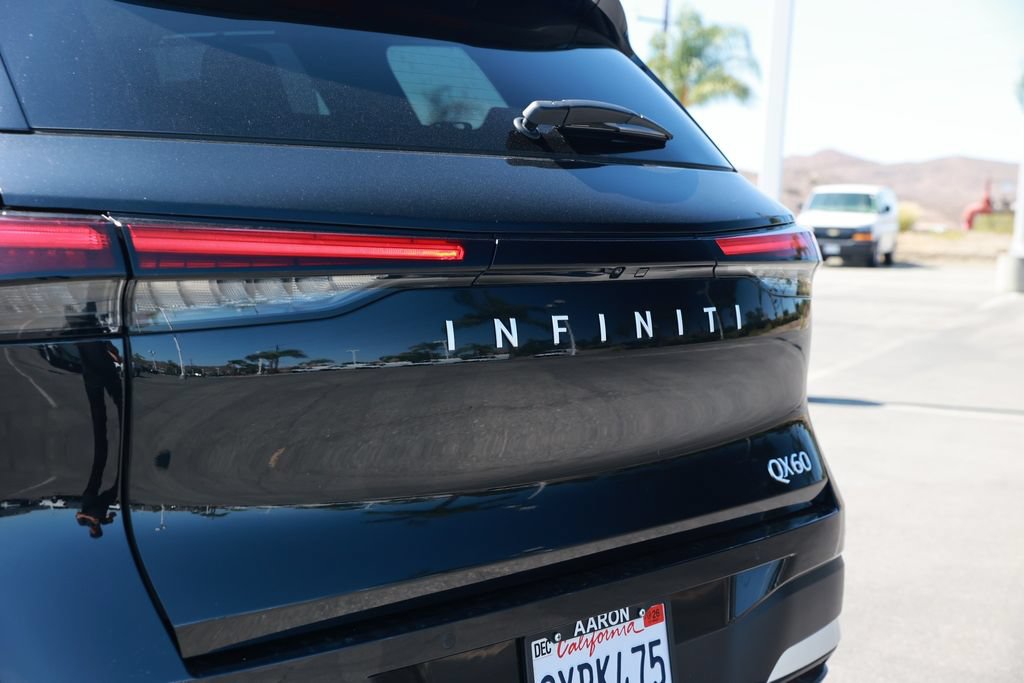 Used 2026 INFINITI QX60 Luxe w/ Cargo Package FWD image 17