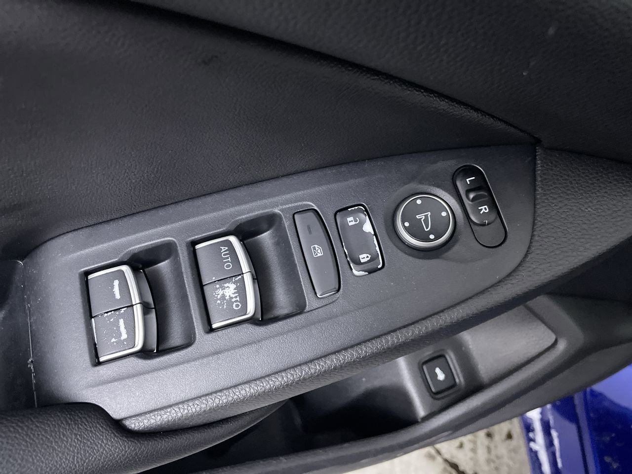 Used 2020 Honda Accord Sport image 11