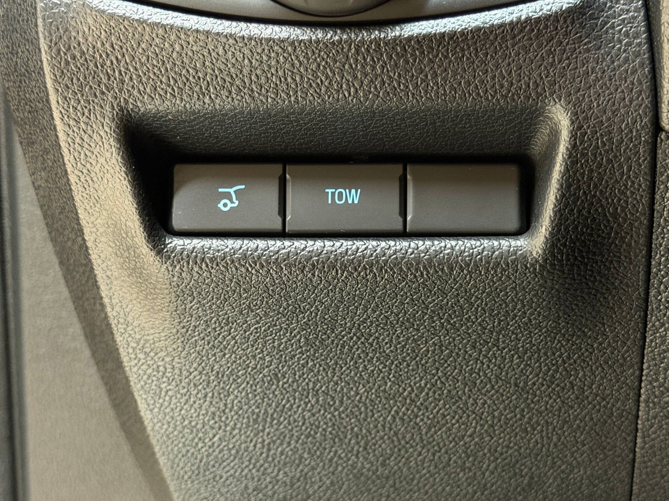 Used 2018 Ford Explorer Limited w/ Equipment Group 301A FWD image 18