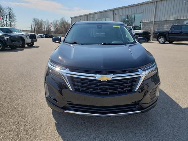 Used 2022 Chevrolet Equinox LT image 2