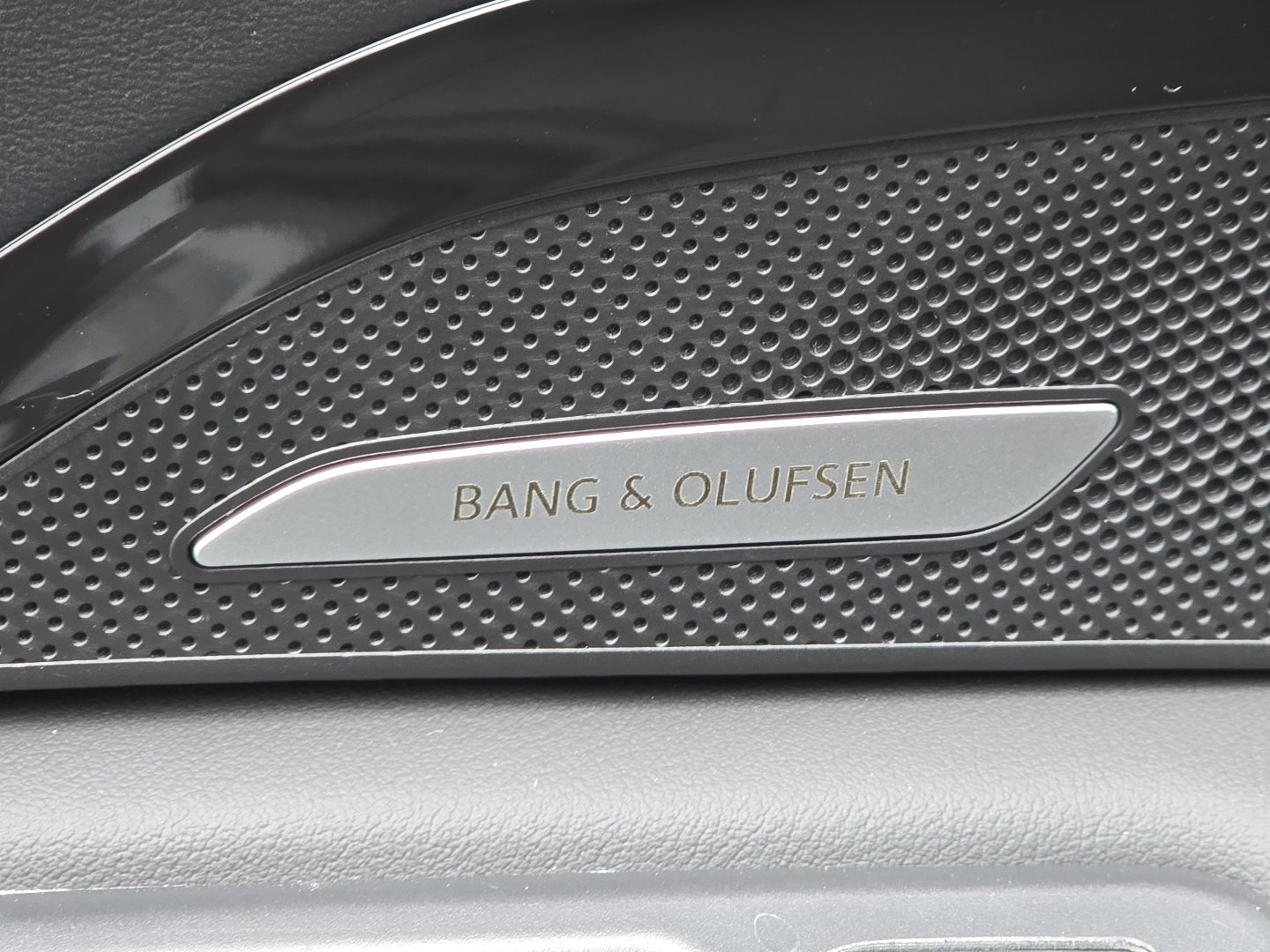 Certified 2025 Audi Q5 Premium Plus w/ Premium Plus image 9