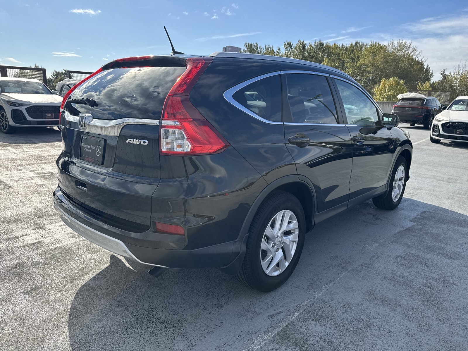 Used 2015 Honda CR-V EX-L image 6