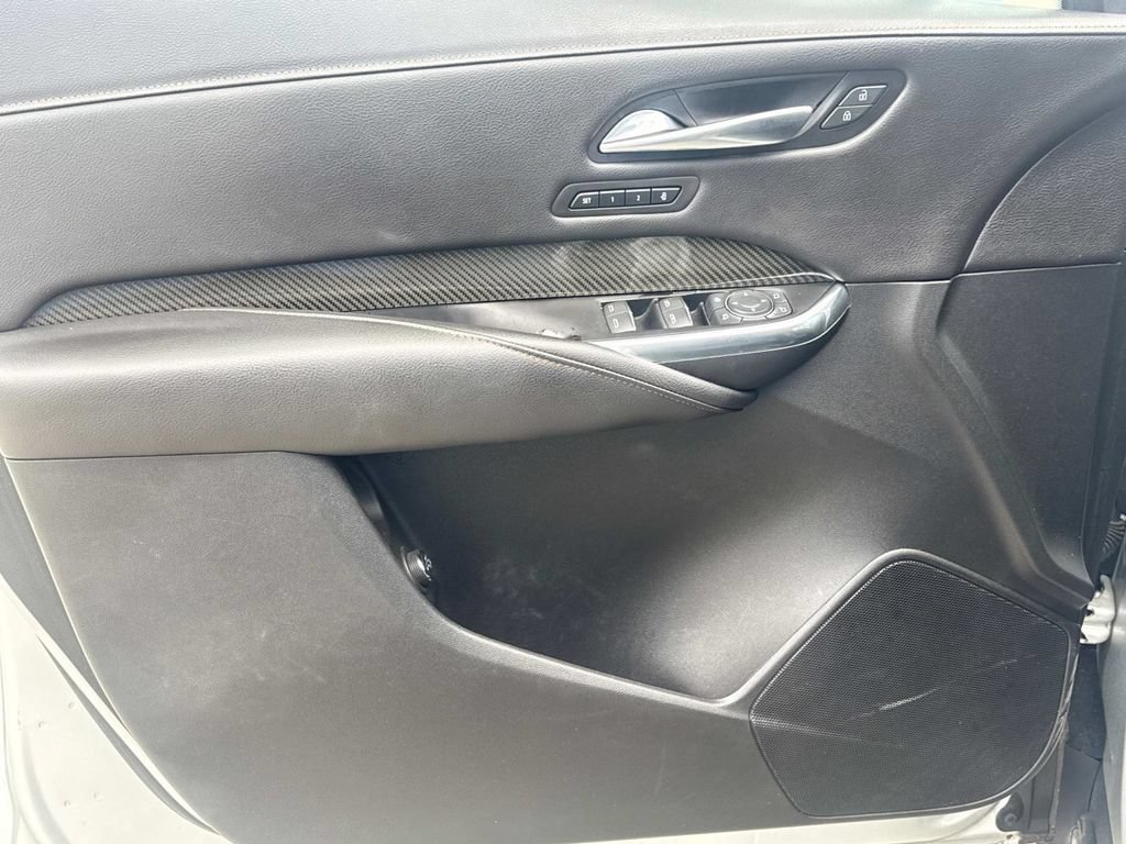 Used 2019 Cadillac XT4 Sport FWD image 21