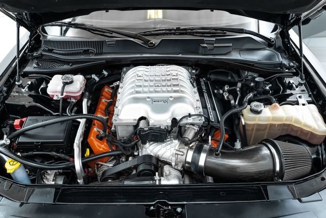 Used 2020 Dodge Challenger SRT Hellcat w/ Plus Package RWD image 32