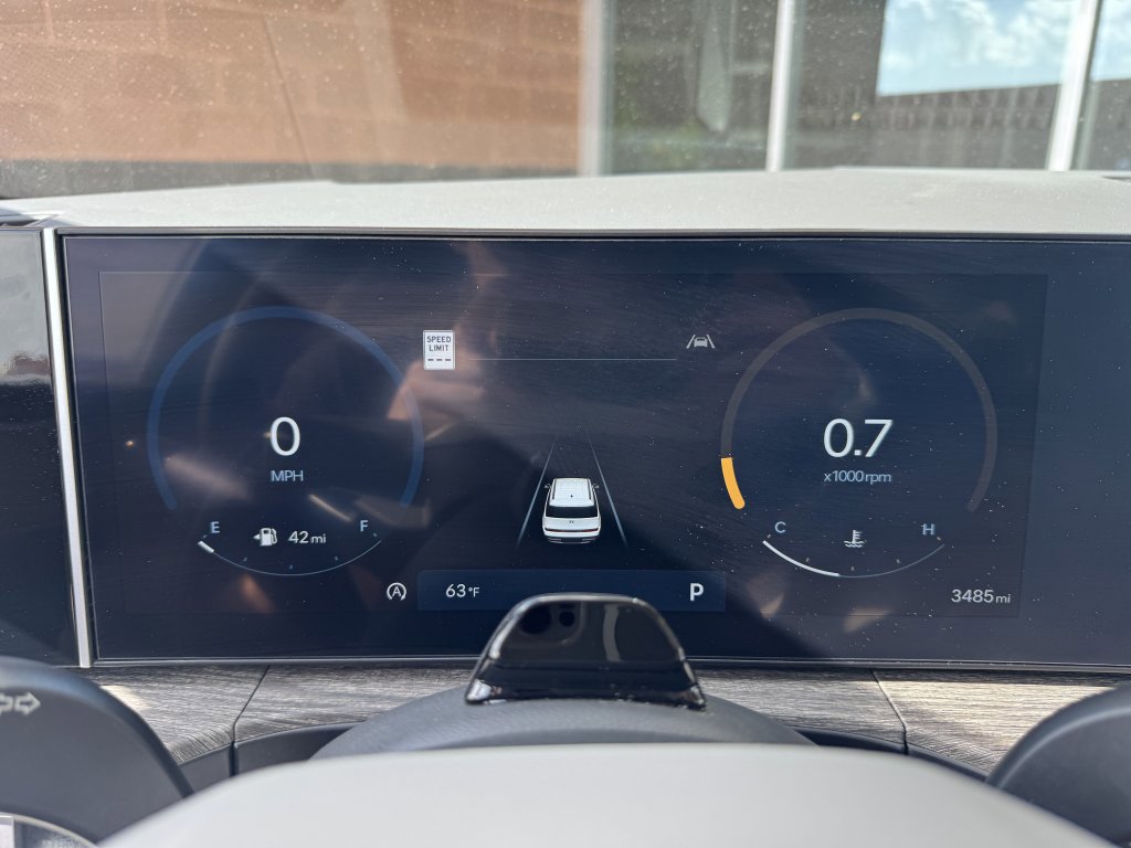 Used 2024 Hyundai Santa Fe Calligraphy image 17