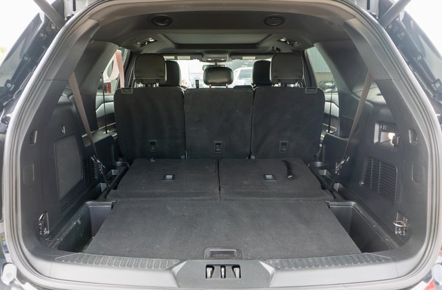 Used 2022 Ford Explorer ST-Line w/ Class IV Trailer Tow Package AWD/4WD image 10