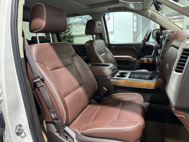 Used 2015 Chevrolet Silverado 1500 High Country w/ High Country Premium Package AWD/4WD image 38