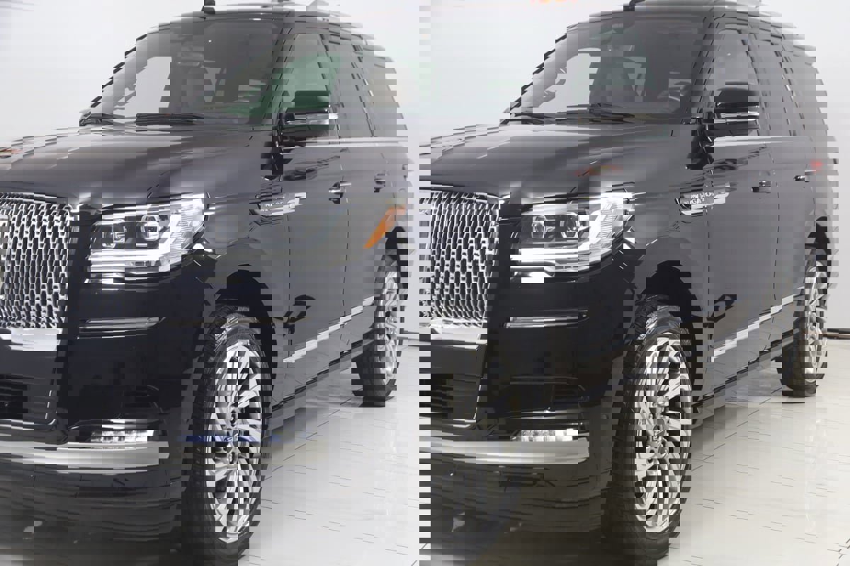 Used 2023 Lincoln Navigator Reserve image 60
