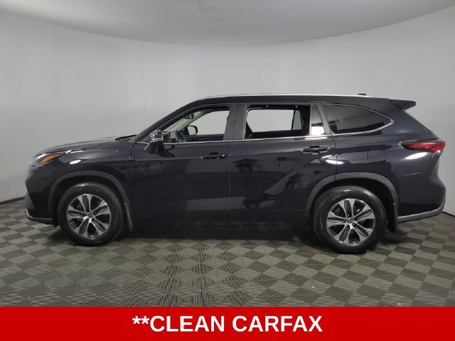 Used 2026 Toyota Highlander XLE AWD/4WD image 5