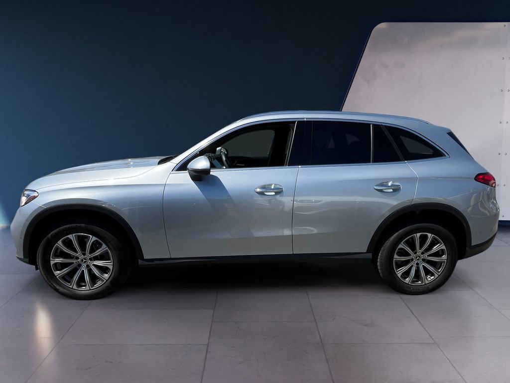 Certified 2026 Mercedes-Benz GLC 300 4MATIC image 2