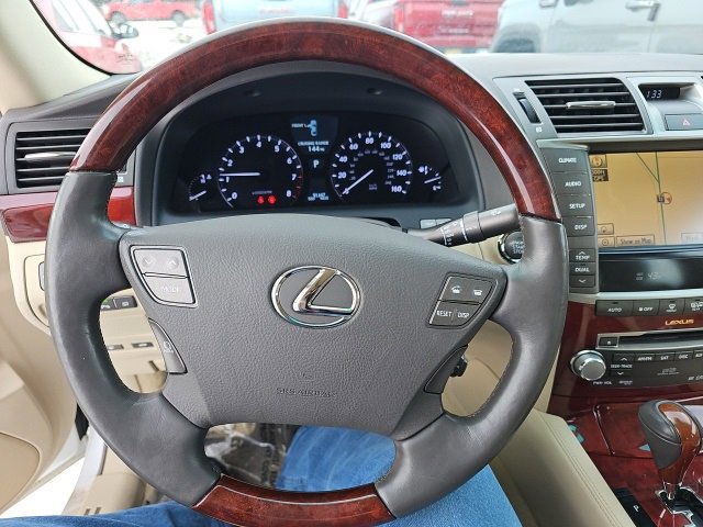 Used 2012 Lexus LS 460 AWD w/ Luxury Value Edition image 11