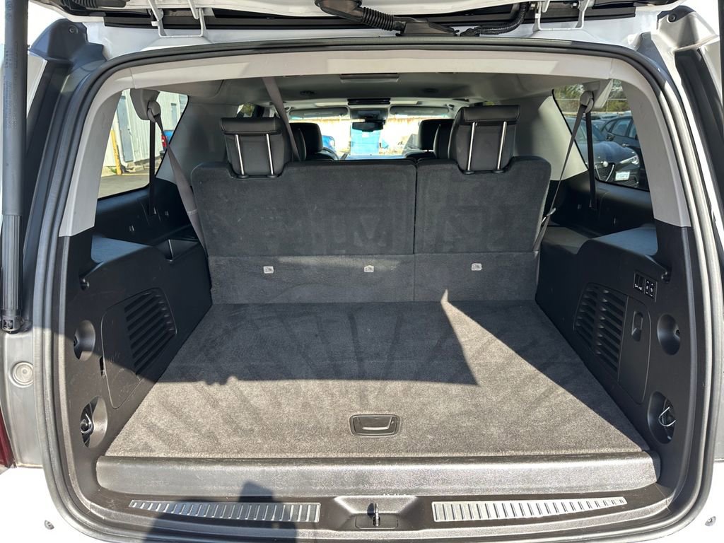 Used 2016 Chevrolet Suburban LTZ image 28