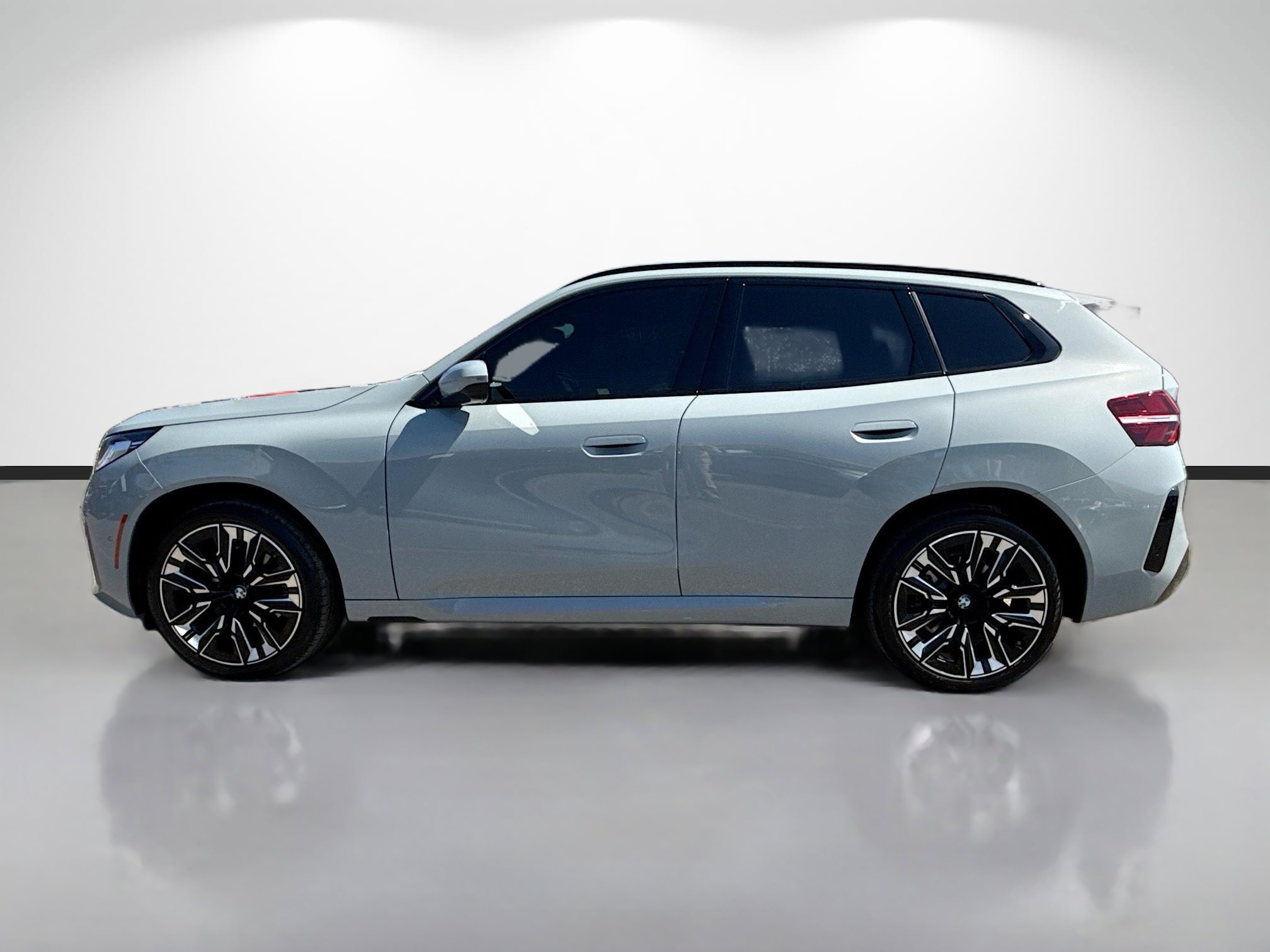 Used 2026 BMW X3 xDrive30 w/ M Sport Package AWD/4WD image 2