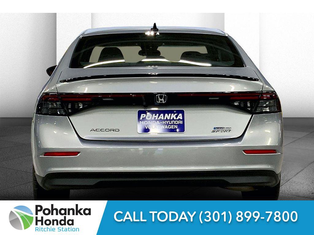 Used 2023 Honda Accord Sport image 3