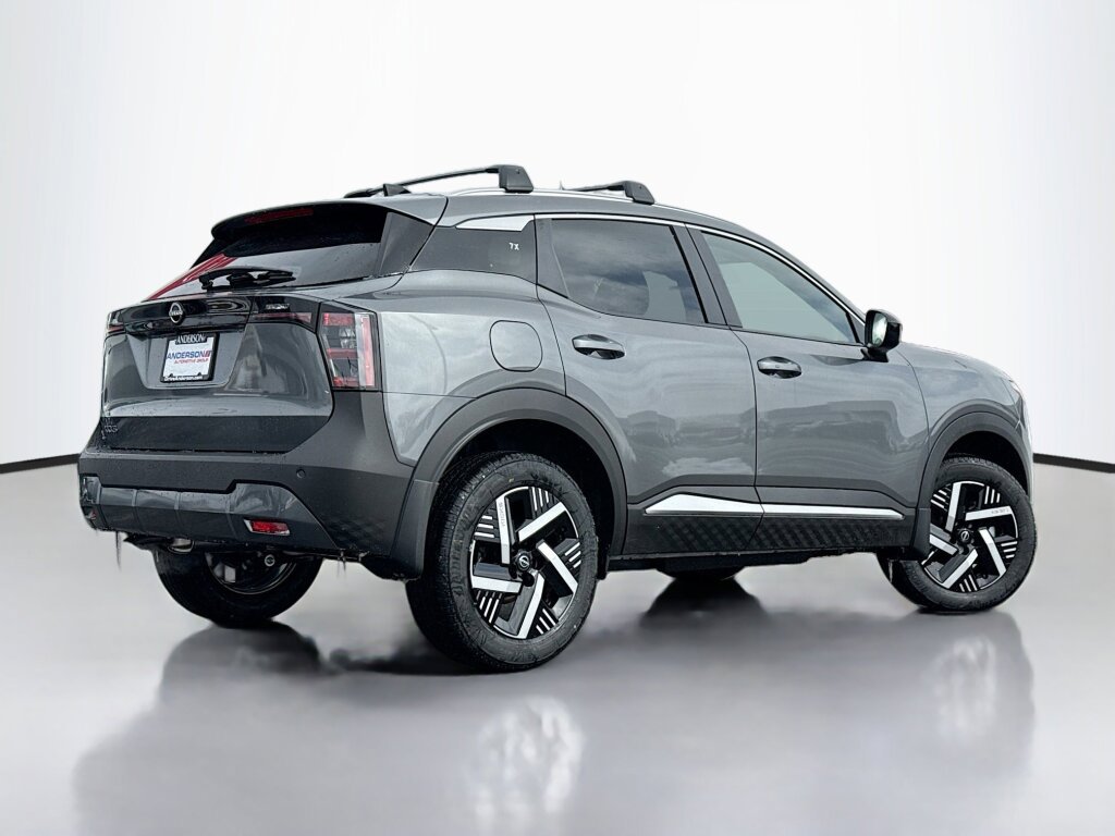 New 2026 Nissan Kicks SV image 2