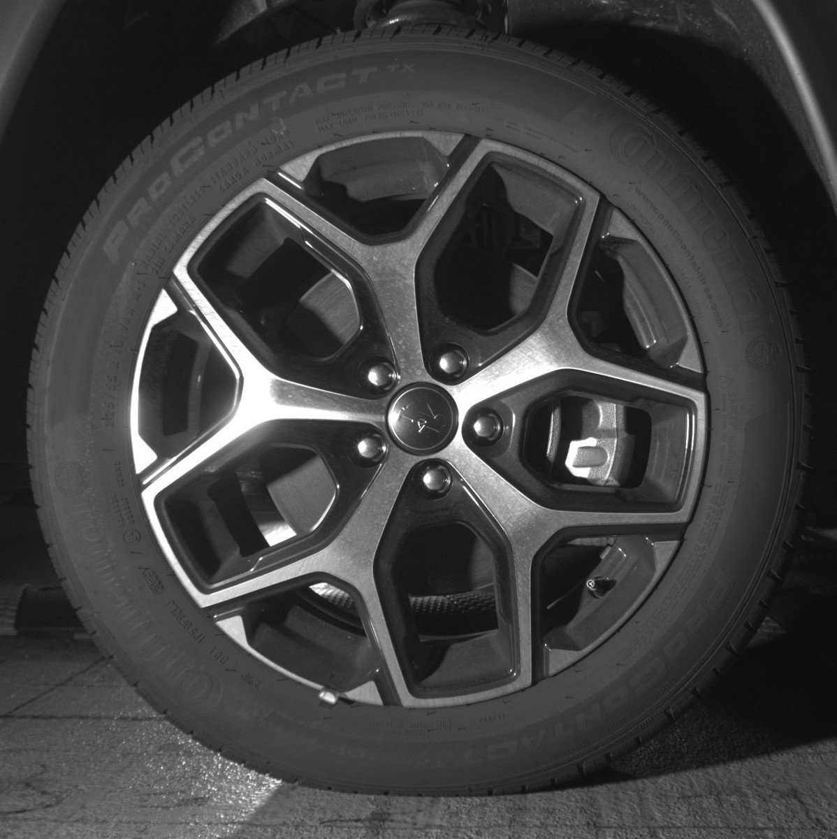 Used 2025 Jeep Compass Limited image 13