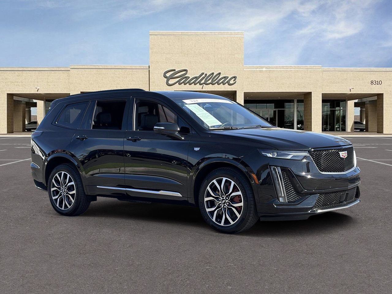Certified 2025 Cadillac XT6 Sport w/ Technology Package image 3