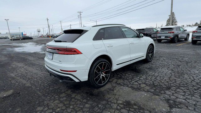 Used 2021 Audi Q8 Premium Plus image 8