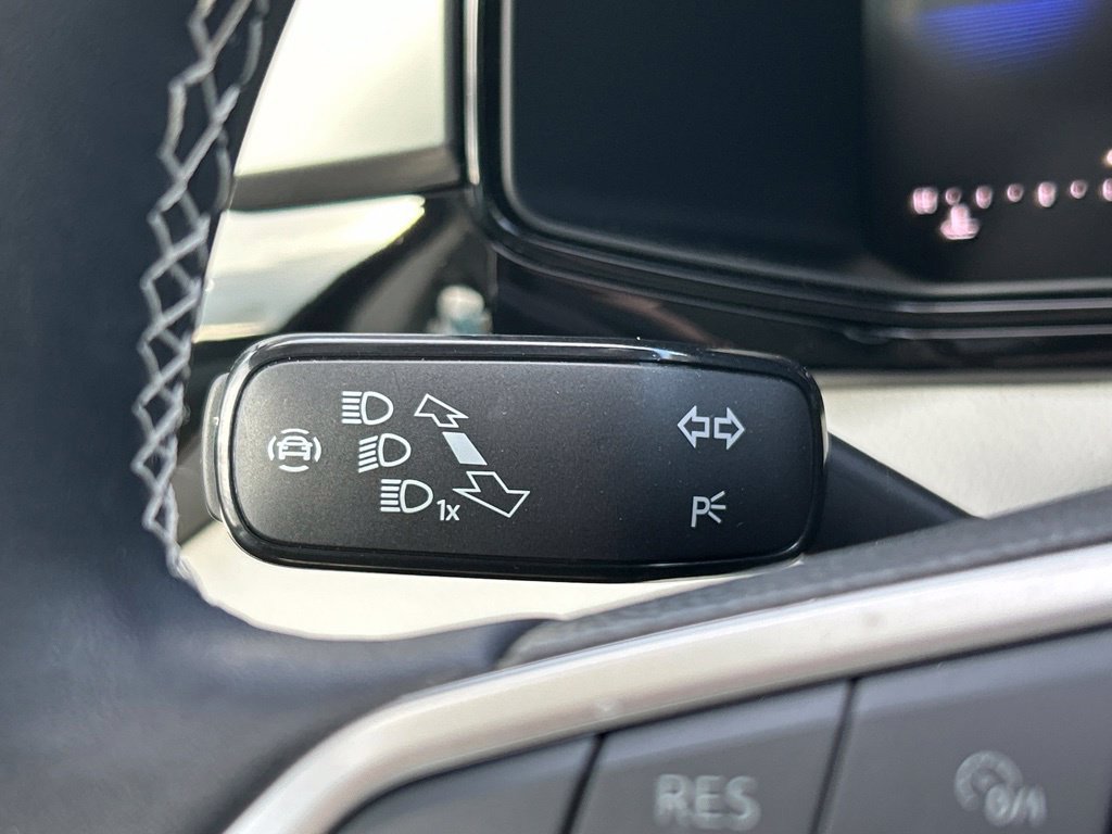 Certified 2026 Volkswagen Taos S FWD image 27