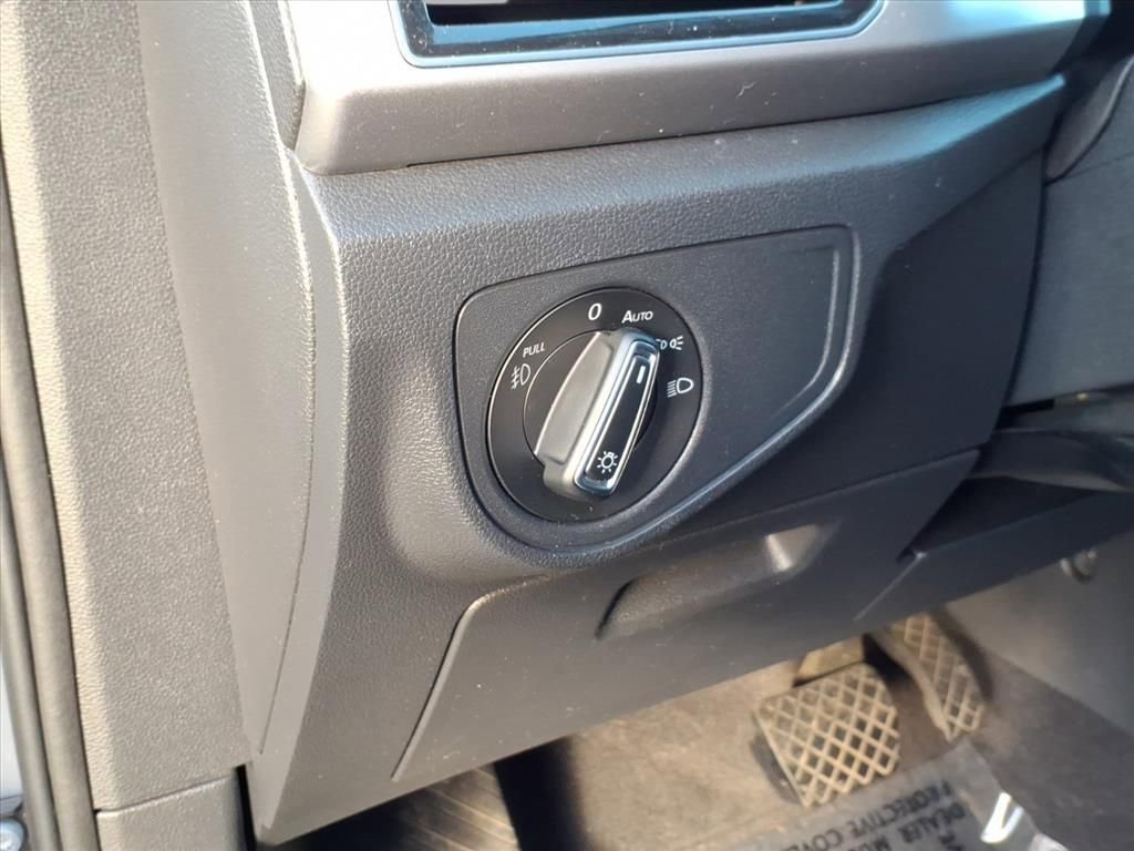 Used 2019 Volkswagen Atlas SEL image 21