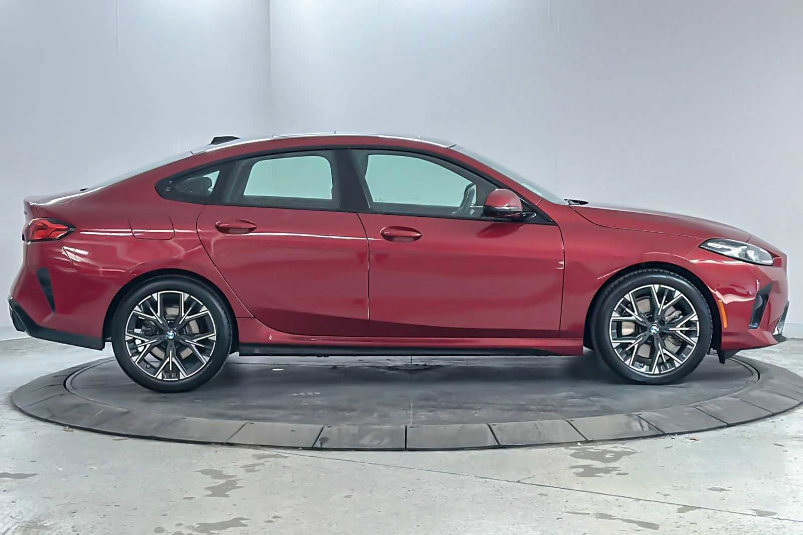 Used 2026 BMW 228i w/ Technology Package image 8