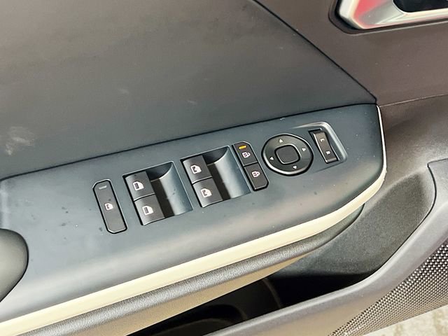 New 2026 Kia K4 GT-Line image 17