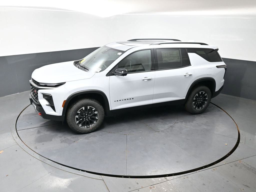 New 2026 Chevrolet Traverse Z71 w/ Enhanced Driving Package AWD/4WD image 38