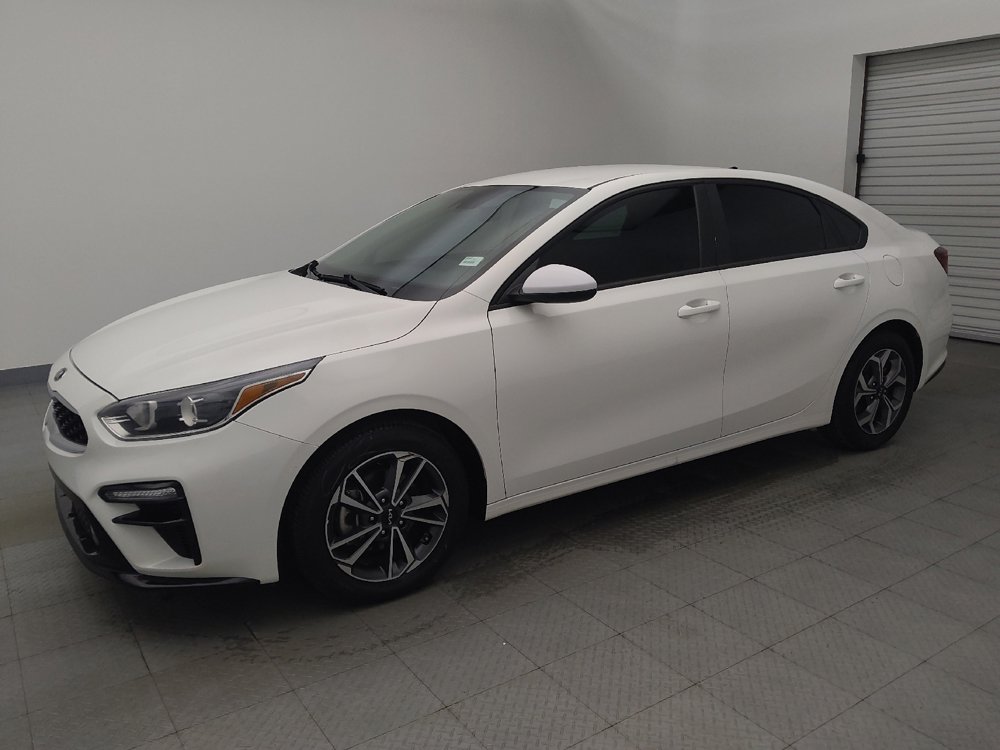 Used 2021 Kia Forte LXS image 2