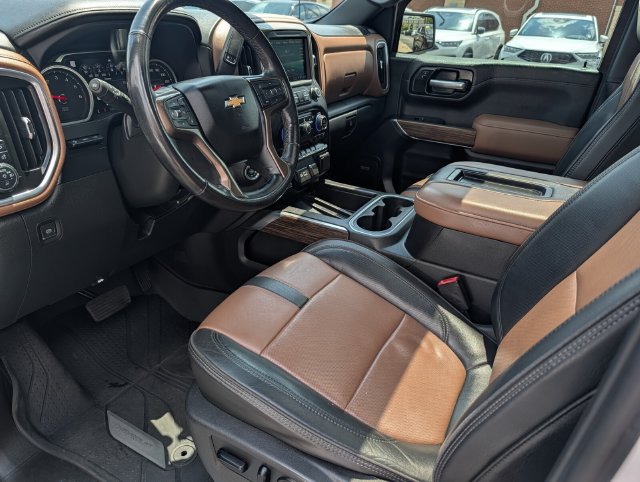 Used 2021 Chevrolet Silverado 1500 High Country w/ Technology Package AWD/4WD image 16