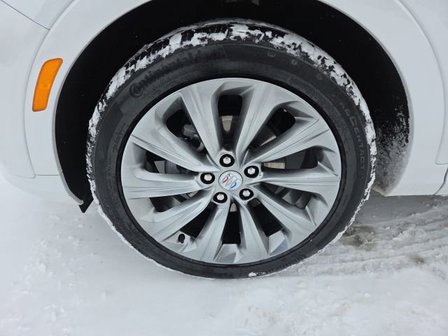 Used 2025 Buick Envista Avenir image 62