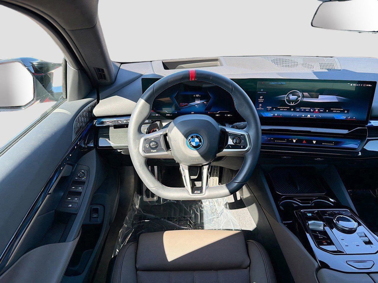 Certified 2025 BMW i5 M60 AWD/4WD image 16