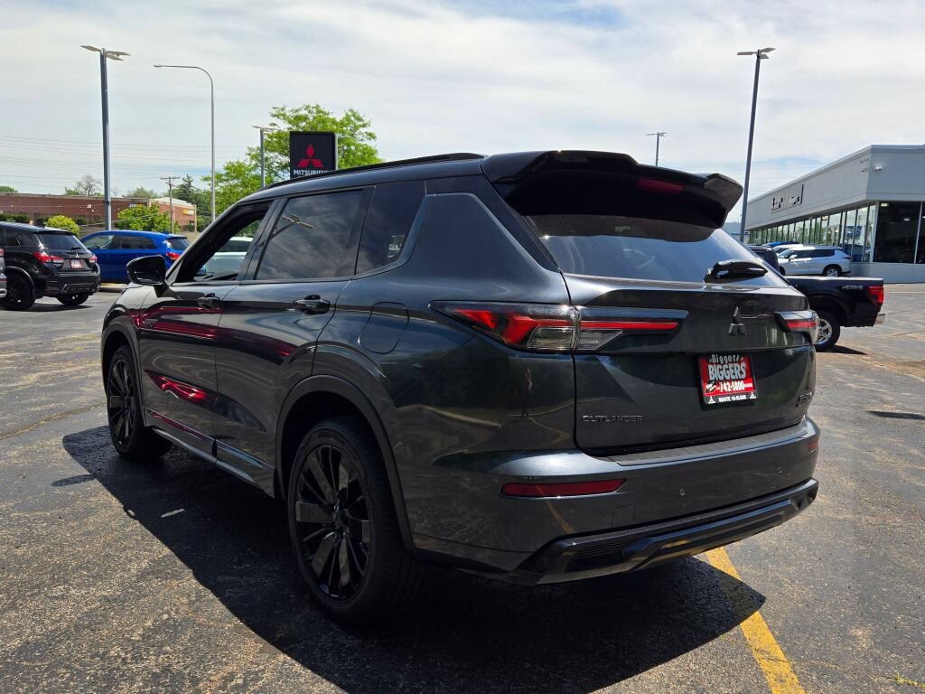 New 2026 Mitsubishi Outlander 4WD Plug-In Hybrid image 14